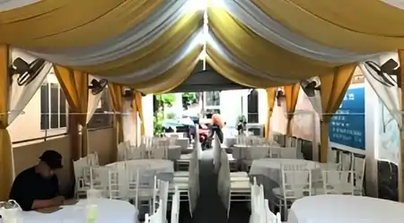 Rạp che, bàn ghế