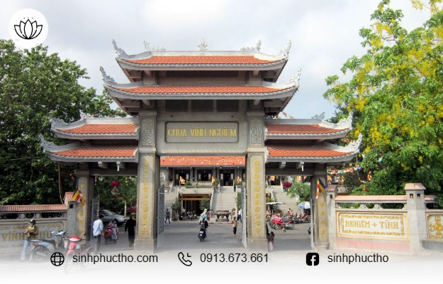 Không gian lễ đường tại nhà tang lễ Chùa Vĩnh Nghiêm