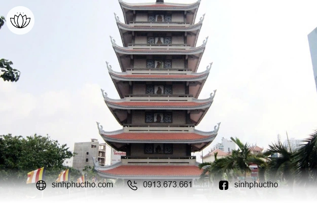 Quang cảnh lễ viếng tại nhà tang lễ Chùa Vĩnh Nghiêm