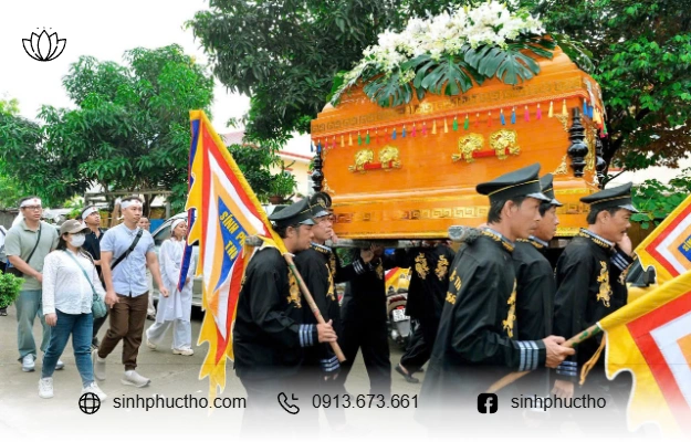 Đội ngũ Sinh Phúc Thọ hỗ trợ tổ chức tang lễ tại Chùa Vĩnh Nghiêm