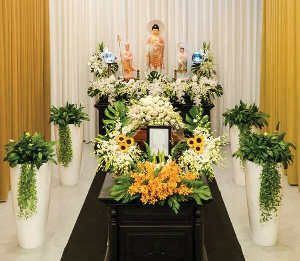 Đội ngũ phục vụ tang lễ chuyên nghiệp