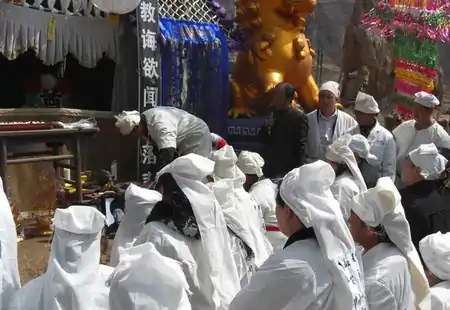 Không gian tang lễ Người Hoa